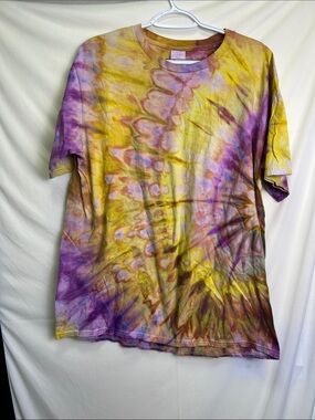 Tie-Dye Short Sleeve Tee in Yellow & Purple